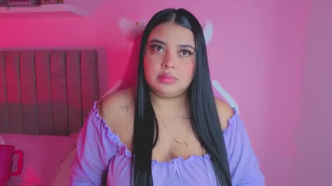 Snapshot of emily_cooper20_ chatting on 2, 11, 2025 Emily online show from 2, 11, 2025