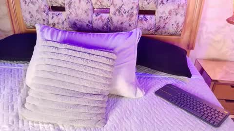 emily_dempsey online show from 8, 2, 2026