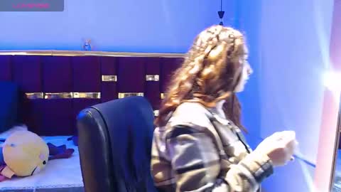 emily fox 3 online show from 1, 11, 2025