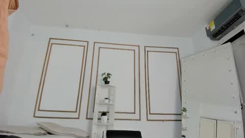 emily_gaviria1 online show from 15, 3, 2026