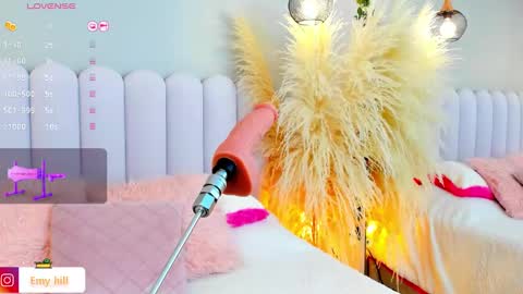 Snapshot of emily_hill___ chatting on 21, 1, 2025 EMILY Monday 5-2 am From Tuesday to Friday5-1 am Colombia time online show from 21, 1, 2025