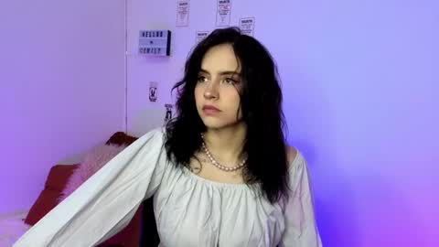 Snapshot of emily_lindey_ chatting on 5, 2, 2026 Emily Lindey online show from 5, 2, 2026