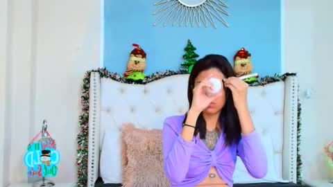 Emily online show from 4, 12, 2025