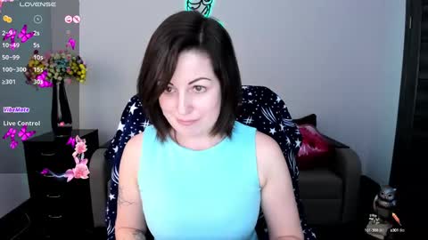 Emily online show from 11, 3, 2025