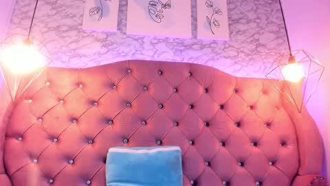 Snapshot of emily_morgan04 chatting on 20, 1, 2025 online show from 20, 1, 2025