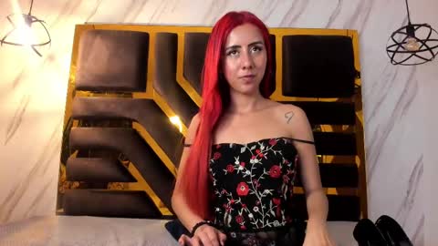 Snapshot of emily_morgan04 chatting on 19, 2, 2025 online show from 19, 2, 2025