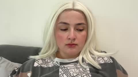 emily_morning_dew online show from 31, 3, 2026