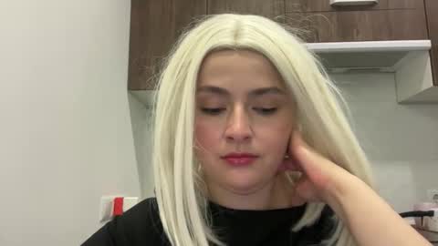 emily_morning_dew online show from 13, 4, 2026