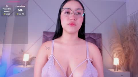 emily_nova_ online show from 30, 5, 2026