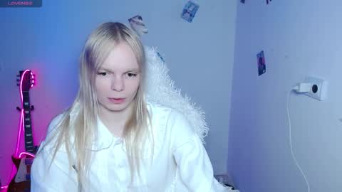 Snapshot of emily_nyaffe chatting on 14, 2, 2026 Lia online show from 14, 2, 2026