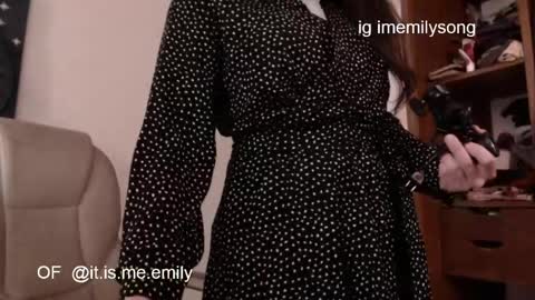 Snapshot of emily_pearl_ chatting on 1, 4, 2026 emily_pearl_ online show from 1, 4, 2026