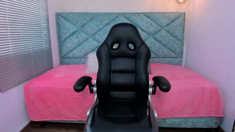 Emily online show from 1, 5, 2026
