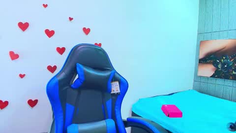 Snapshot of emily_rosse04 chatting on 14, 2, 2026 online show from 14, 2, 2026