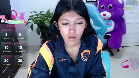 Snapshot of emily_rosse04 chatting on 10, 4, 2026 online show from 10, 4, 2026