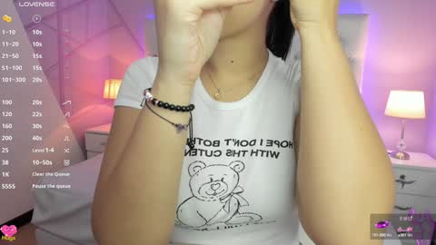 Snapshot of emily_roux chatting on 12, 1, 2025  EMILY  online show from 12, 1, 2025