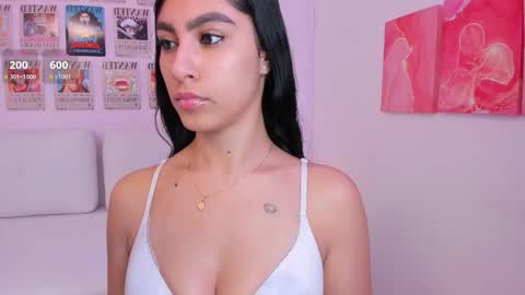 Snapshot of emily_roux chatting on 2, 11, 2025  EMILY  online show from 2, 11, 2025