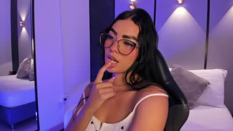 Snapshot of emily_tolson chatting on 10, 6, 2026 emily_tolson online show from 10, 6, 2026
