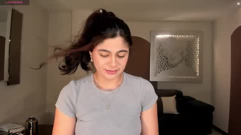 Snapshot of emilyarmstrong chatting on 12, 12, 2024 Emily Armstrong online show from 12, 12, 2024