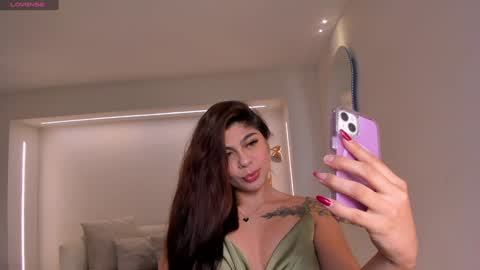 Snapshot of emilyarmstrong chatting on 19, 1, 2025 Emily Armstrong online show from 19, 1, 2025