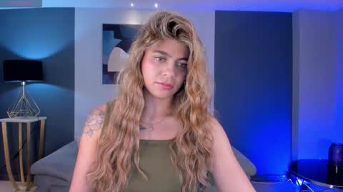 Snapshot of emilyarmstrong chatting on 12, 1, 2026 Emily Armstrong online show from 12, 1, 2026