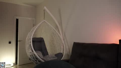 Snapshot of emilybatee chatting on 26, 4, 2026 emilybatee online show from 26, 4, 2026