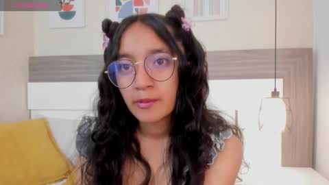 Snapshot of emilyblussh chatting on 24, 2, 2026 Emily Bluush online show from 24, 2, 2026