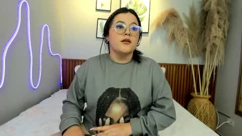 Emily online show from 26, 5, 2026