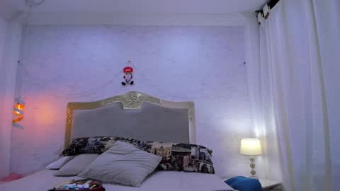 Emily online show from 4, 1, 2025