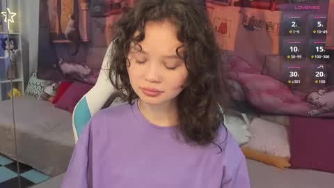 Emilyhaves online show from 1, 10, 2025