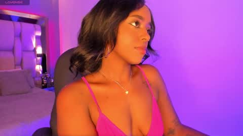 Snapshot of emilyhaan_ chatting on 24, 2, 2025 Emily online show from 24, 2, 2025