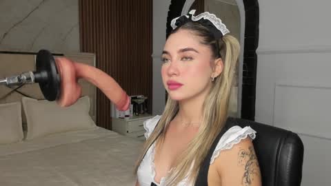 Snapshot of emilyhendrix_ chatting on 27, 1, 2025 Emily Hendrix online show from 27, 1, 2025