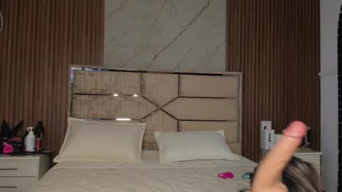 Snapshot of emilyhendrix_ chatting on 29, 1, 2025 Emily Hendrix online show from 29, 1, 2025