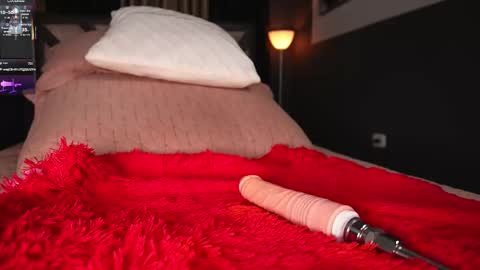 Emily Jhonson online show from 7, 11, 2025