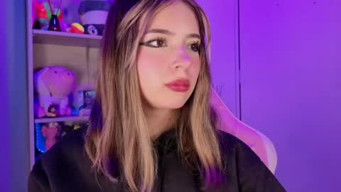 VALEEEN online show from 17, 4, 2026