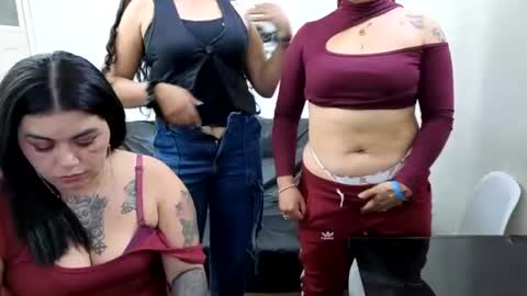 emily  friends online show from 21, 7, 2026