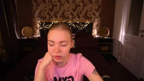  MY NAME IS Emily WELCOME EVERYONE I WILL BE HAPPY TO GIVE YOU WHAT YOU HAVE DREAMED OF FOR SO LONG online show from 16, 4, 2026