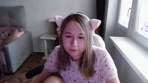 emilyway online show from 19, 6, 2026