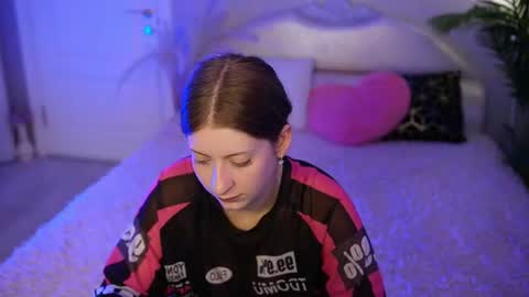 Snapshot of emilyyboo chatting on 3, 8, 2026 Emily online show from 3, 8, 2026