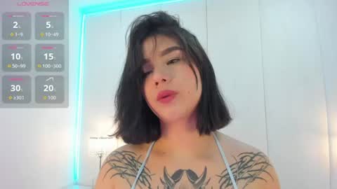Snapshot of emilyygrey chatting on 28, 7, 2026 emilyygrey online show from 28, 7, 2026