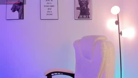 Snapshot of emilyymiller chatting on 15, 2, 2026 Emily online show from 15, 2, 2026