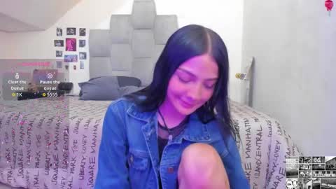 Snapshot of emma__15 chatting on 19, 9, 2025 emma online show from 19, 9, 2025