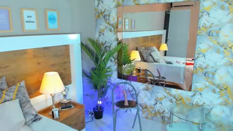 Emma  online show from 3, 2, 2025