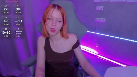 Snapshot of emma_dusk chatting on 4, 6, 2026 Emma online show from 4, 6, 2026