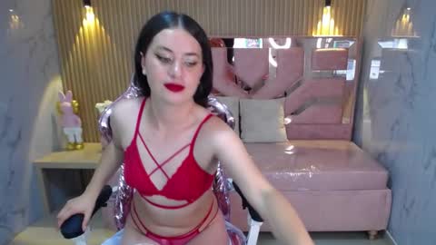 Snapshot of emma_jones_s chatting on 14, 2, 2025 Emma online show from 14, 2, 2025