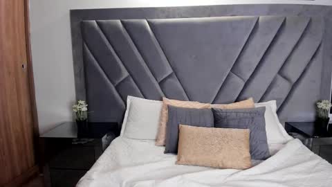 emma_jonness online show from 8, 11, 2025