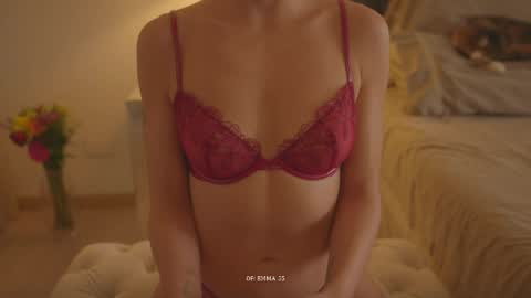 emma_lu1 online show from 7, 6, 2026