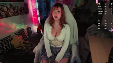 Snapshot of emma_luna059 chatting on 28, 2, 2026 LUNA online show from 28, 2, 2026