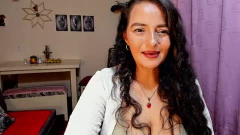  emma luxy online show from 9, 4, 2026