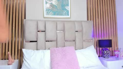 Snapshot of emma_millers__ chatting on 19, 2, 2026 Emma online show from 19, 2, 2026