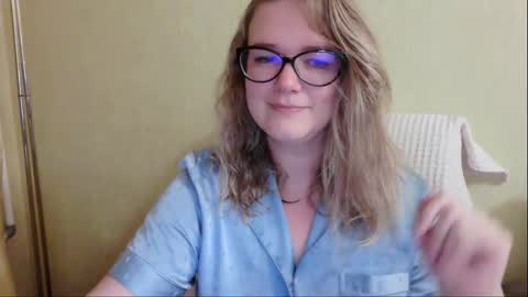 emma_misty_ online show from 17, 10, 2025
